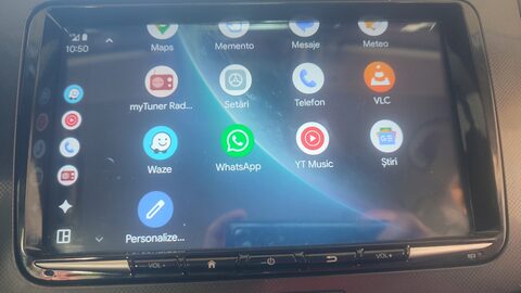WhatsApp schimbă complet experiența din mașină, pe Android Auto și CarPlay