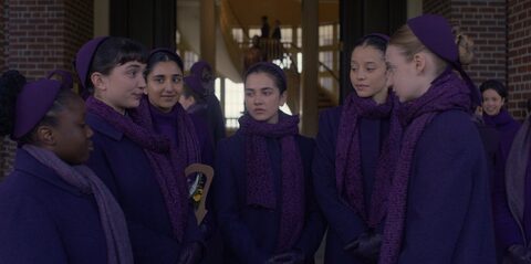 Disney+ a lansat trailerul serialului „Testamentele”, care continuă universul ficțiunii „Povestea Slujitoarei”