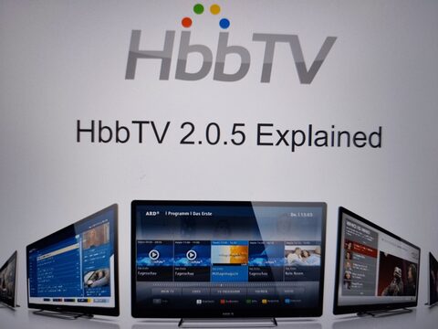 HbbTV 2.0.5 aduce DRM (PlayReady și Widevine) în specificația de bază, AV1, VVC și WebAssembly
