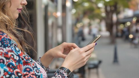Lidl ar putea intra pe piața de telefonie mobilă din România printr-un serviciu MVNO