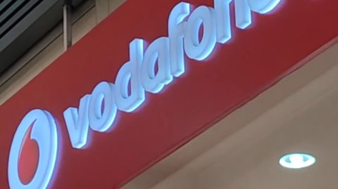 Vodafone va aduce inteligența artificială pe receptoarele cu Android Tv